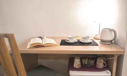 Hostal Vomero House