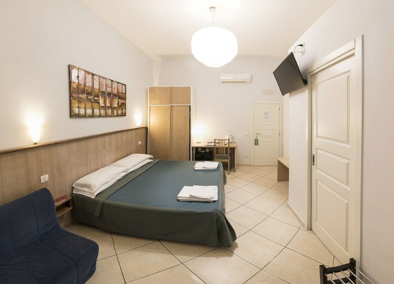 Hostal Vomero House