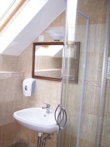 Hostal Gy�rgyey Kast�ly Panzi� �s �tterem