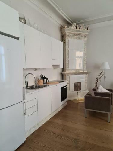 Apartamento 2ndhomes Central 1br Home With Sauna And High Ceilings