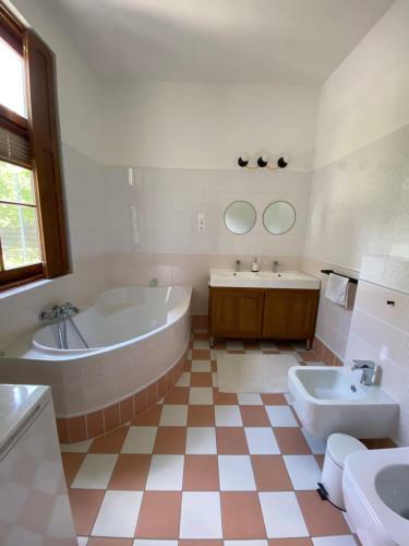 Apartamento Segesdy Villa