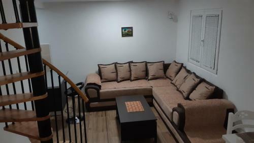 Andjela House