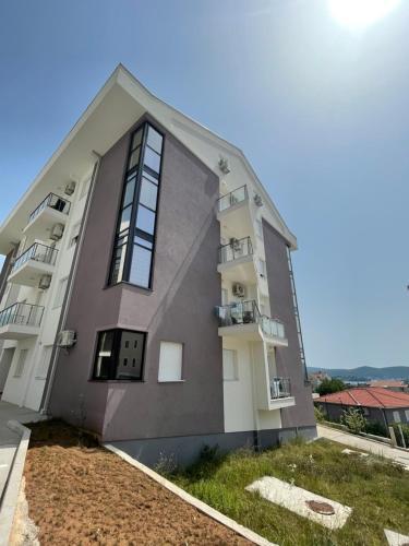 Apartman Sarak