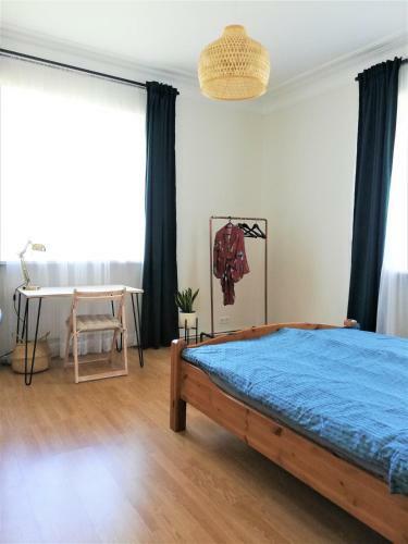 Beach And Park Apartment