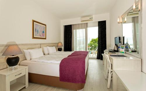 Charm Beach Hotel