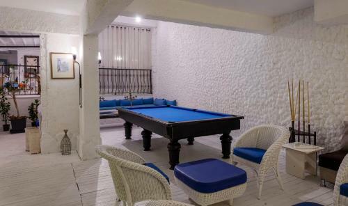 Charm Beach Hotel