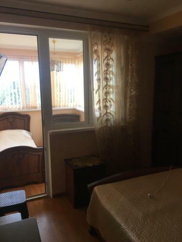 Hostal ?????