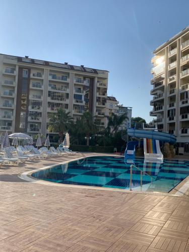 New 2 Bedroom Duplex Apartment