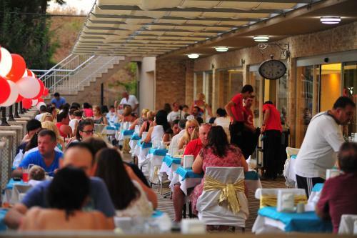Asrin Beach Hotel