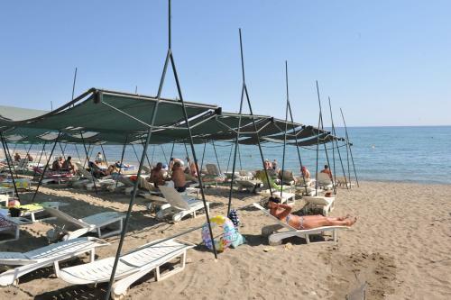 Asrin Beach Hotel