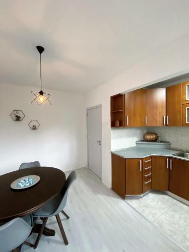 Hotspot Apartments