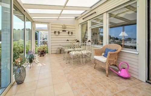 Awesome Home In B�stad With Wifi And 2 Bedrooms
