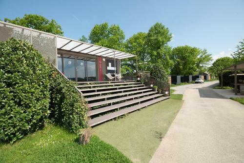 Sindi's Tiny House By Kolpa River