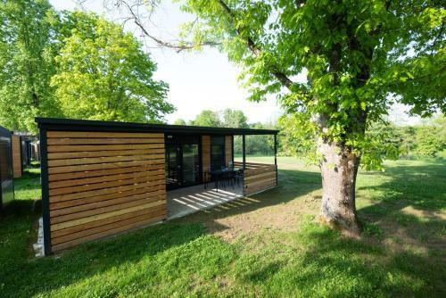 Sindi's Tiny House By Kolpa River