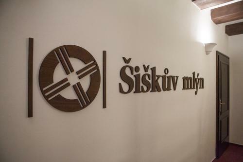 Hostal Penzion ?i?k?v Ml�n