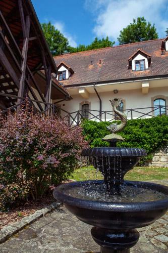 Hostal Penzion ?i?k?v Ml�n