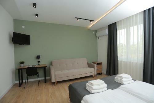 Bonanza Apartments