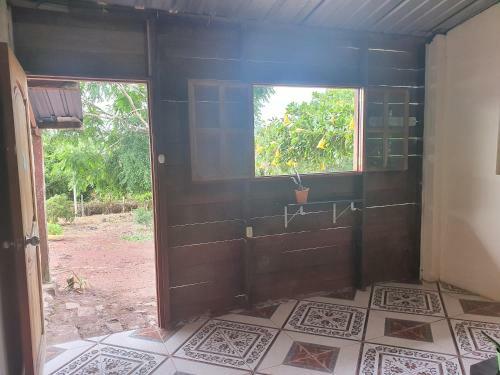 Finca De Carlos Simba�a