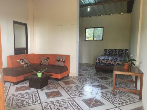 Finca De Carlos Simba�a