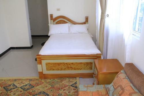 Hostal Avi Guest House