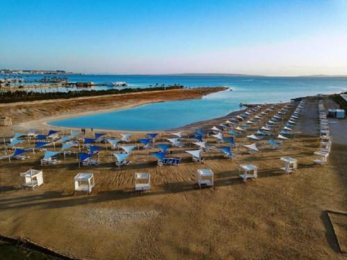 Premium Sea View 2 Bedrooms 2 Bathrooms Apartment