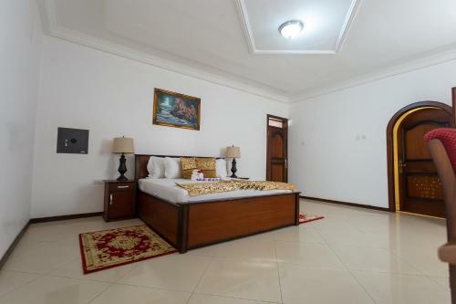 Royal Elmount Hotel