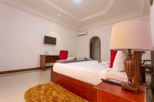 Royal Elmount Hotel
