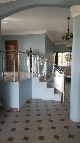 Hostal Charfort Royal Guest House And Hotel