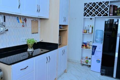 Cheerful 3-bedroom Home In A Family Setting