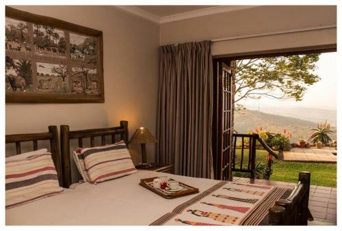 Bed & Breakfast Leopards And Louries Bush Lodge