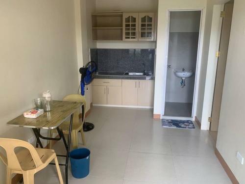 Lee's Apartment A2