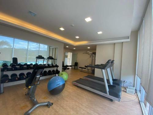 Apartamento Entire 2br Condo Unit@8 Spatial Condominium