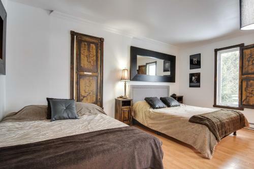 Bed & Breakfast Chalet Vue Sur La Riviere St-maurcie