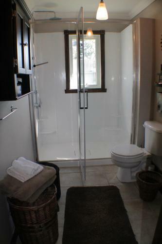 Bed & Breakfast Chalet Vue Sur La Riviere St-maurcie