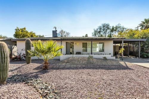 Modern And Comfy 3 Bdrm Near Melrose District