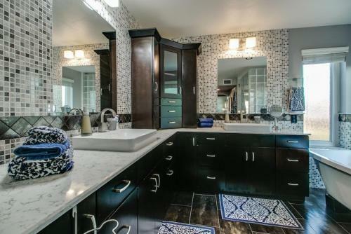 Luxe Scottsdale Home Wpool, Spa, & Tesla Charger