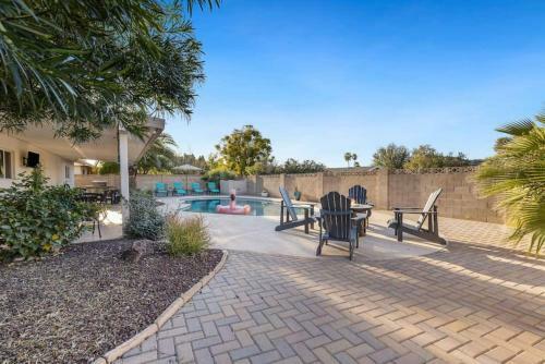 Relaxing Getaway Home Wserene Yard And Pool