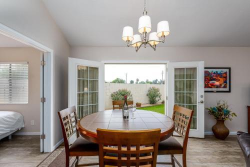 Villa Cypress Home