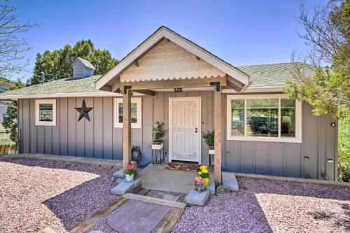 Vibrant Prescott Home Deck, Grill, Near Dtwn