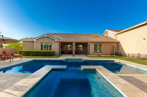 Munoz Queen Creek Home