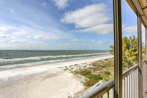 603 Sandcastle III