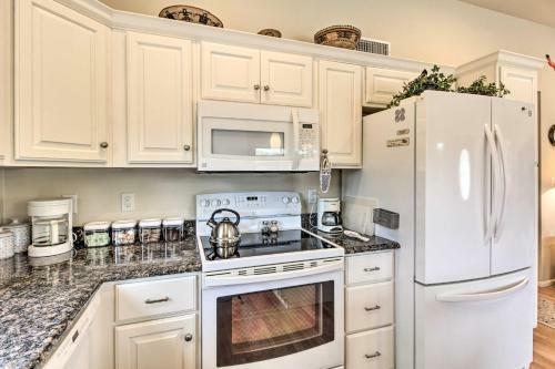 Lovely Tucson Home With Private Pool And Hot Tub!