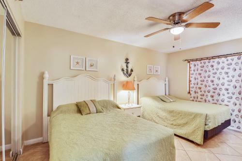 Sandcastle 2703 - New! Coastal Beachfront Getaway