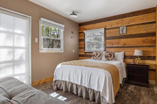 Cottage Oasis