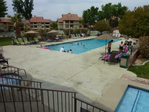 Canyon Views Condo