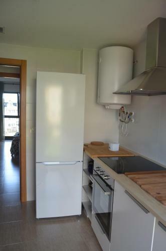 Precioso Apartamento Con Garaje En Ares.