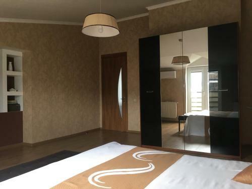 Pearl Apartment