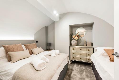 Wine Vaults Apartment