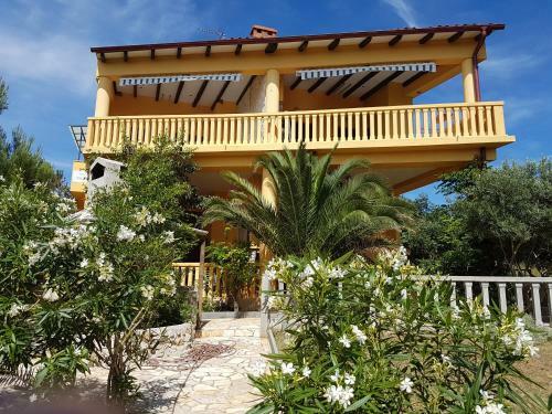 Villa Steffany Apartments