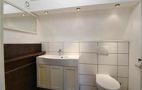 Beautiful Home In Ed With Wifi And 2 Bedrooms
